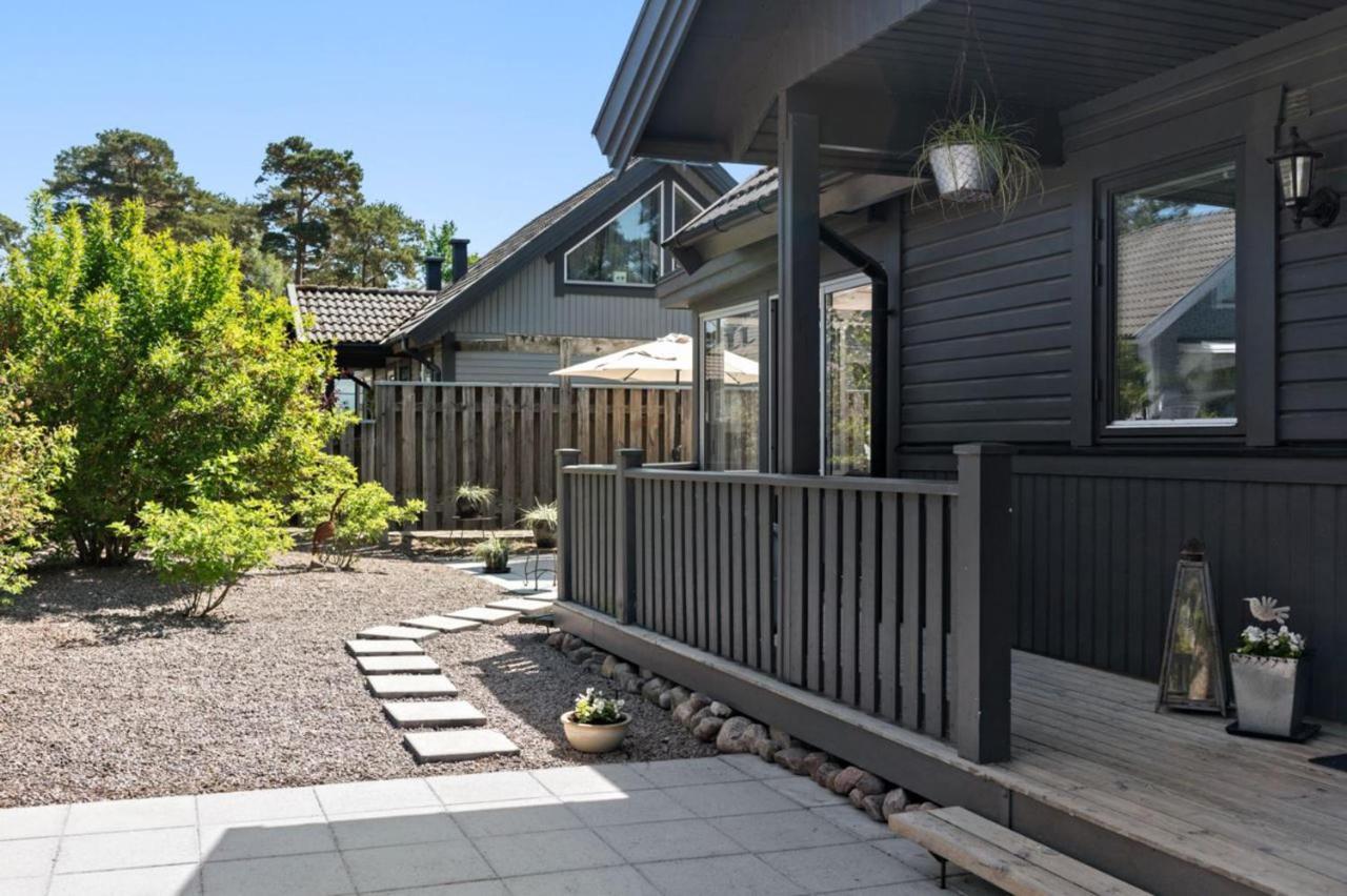 Villa Charming 2-Floor House By The Sea In Ahus Sweden Exterior foto